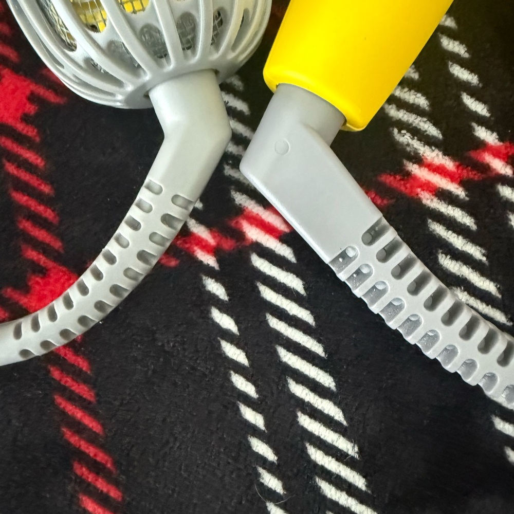 Drybar Yellow Heated Styling Brush - Picture 4 of 7